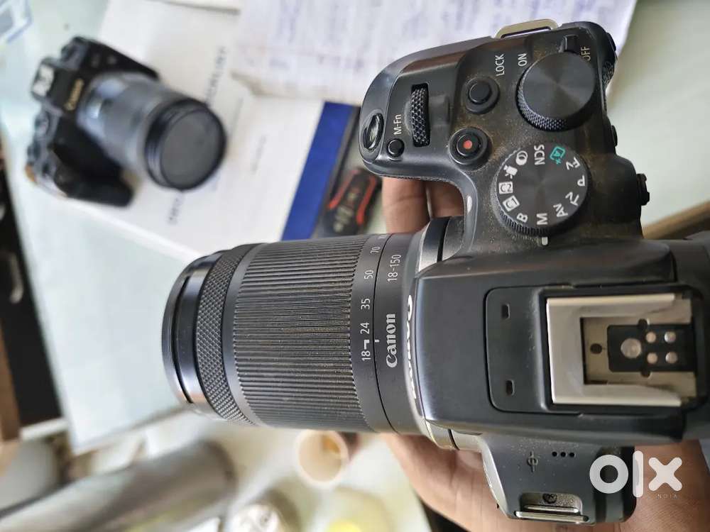 Canon EOS R..  And Canon R 10 मिरर लेंस  camera... New कंडीशन
