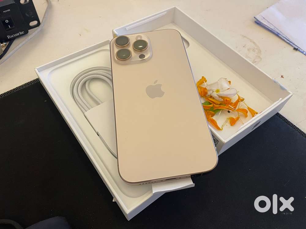 16 Pro Max 256 gb Desert Titanium