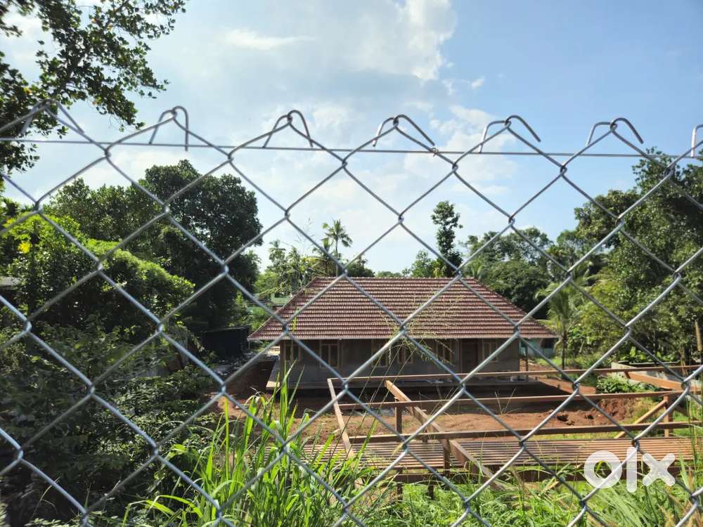 കുറഞ്ഞചിലവിൽ അതിരുകൾ സുരക്ഷിതമാക്കുCHAIN LINK FENCING/TATA FENCING