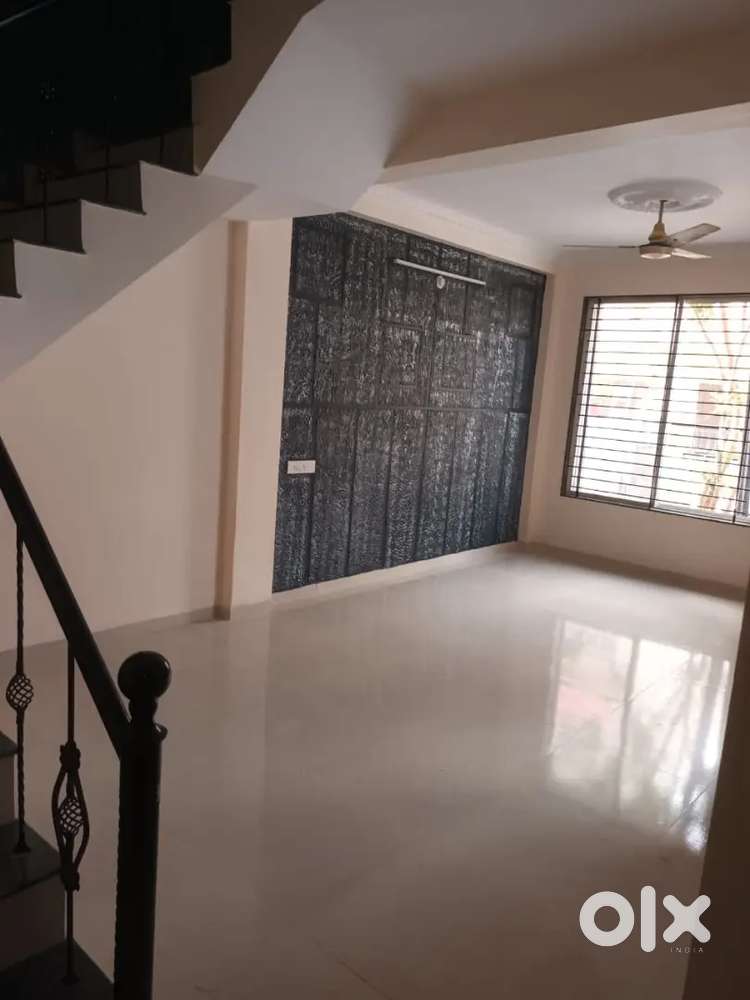 Rambagh Narayanbagh Main Flat kiraye se dena hai