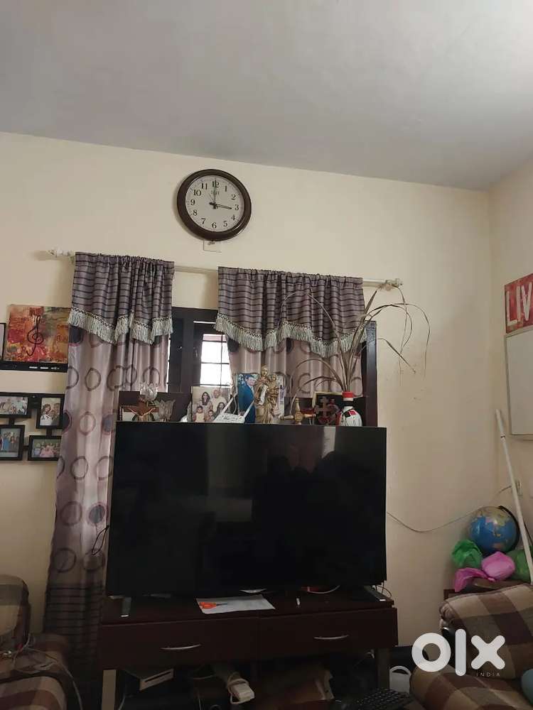 Full time housemaid