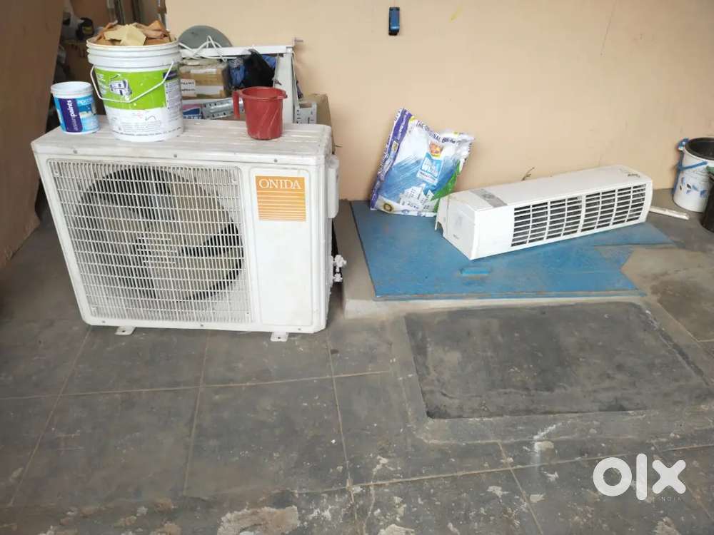 2Ton A/c for sale
