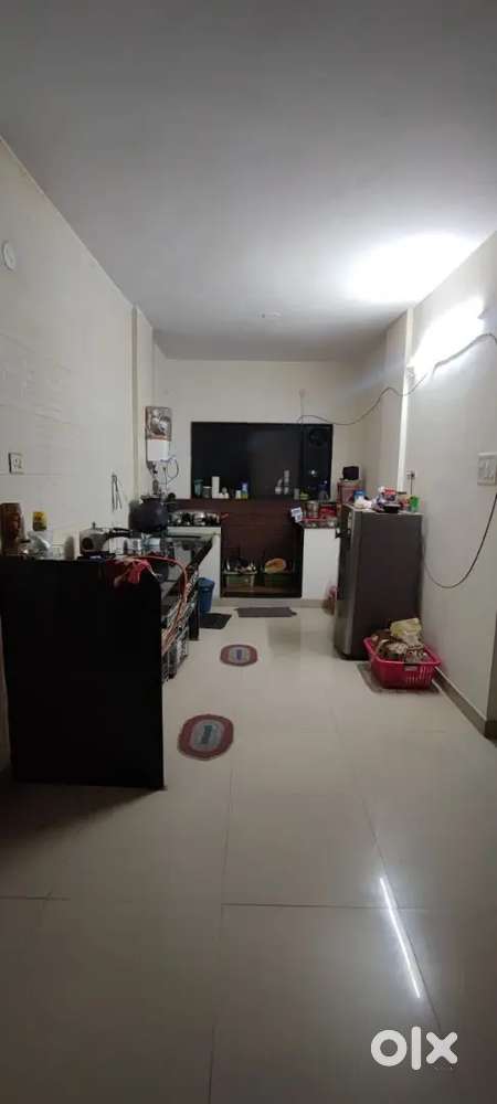 Looking for female flatmate