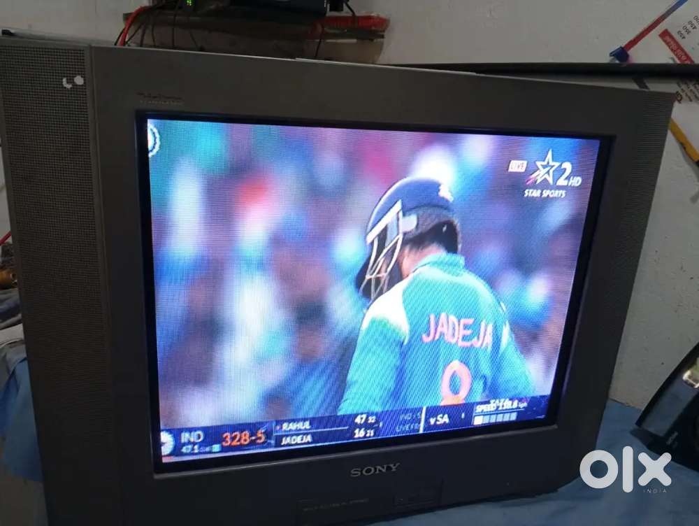 Sony 21 inches crt tv