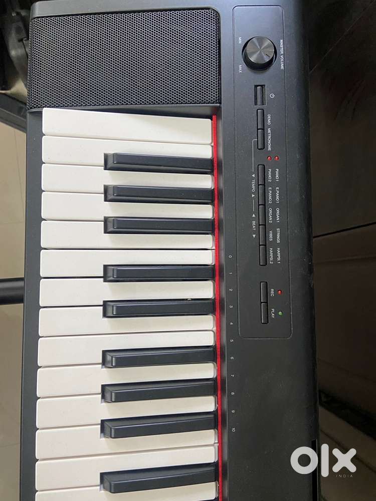 Yamaha piaggero 76 keys keyboard NP-32