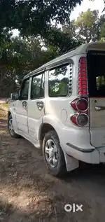 Mahindra Scorpio 2009 Diesel 200000 Km Driven