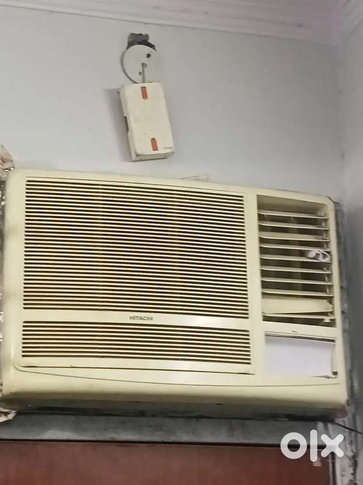 1.5 ton window AC ( Hitachi), old heavy copper coil