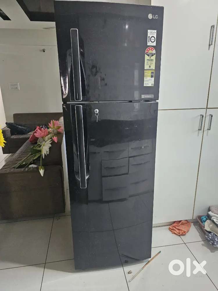 LG FRIDGE 360 LITER.
