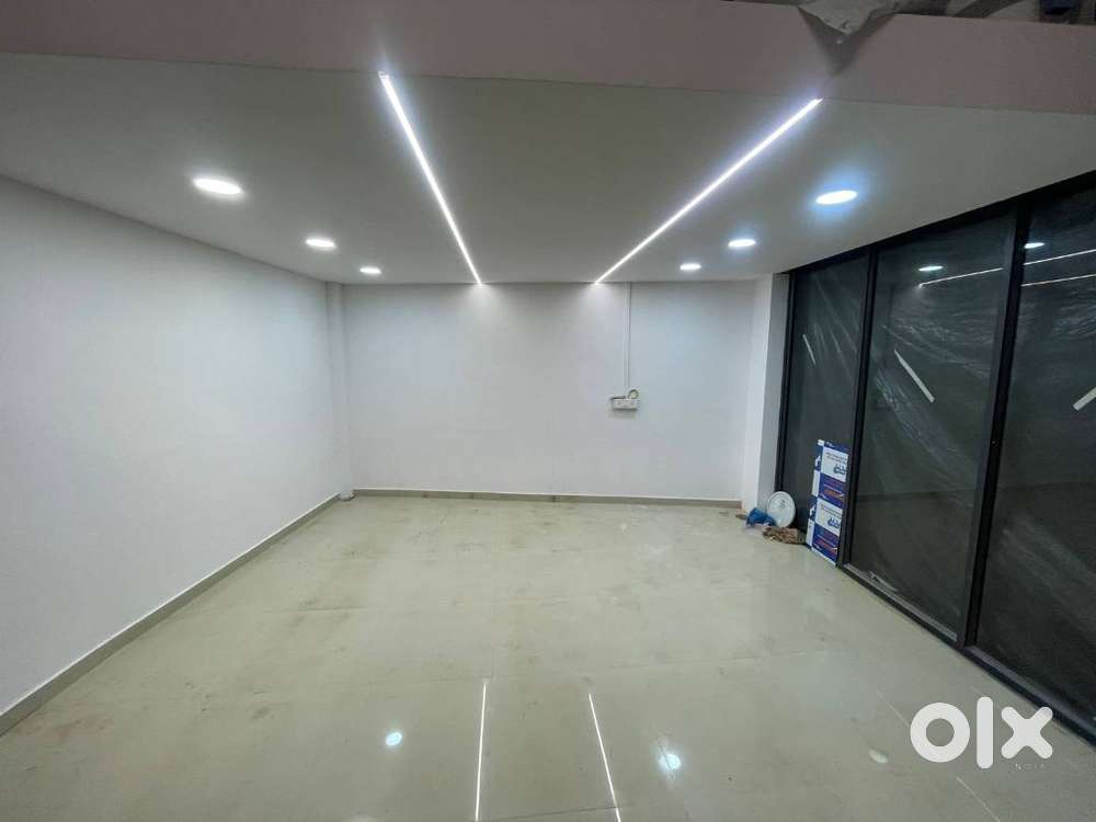 Office For Sale In Malad West