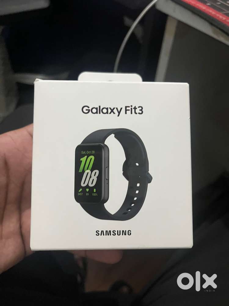 Samasung galaxy fit3 one day old