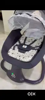 Automatic Baby Cradle/Baby Bassinet