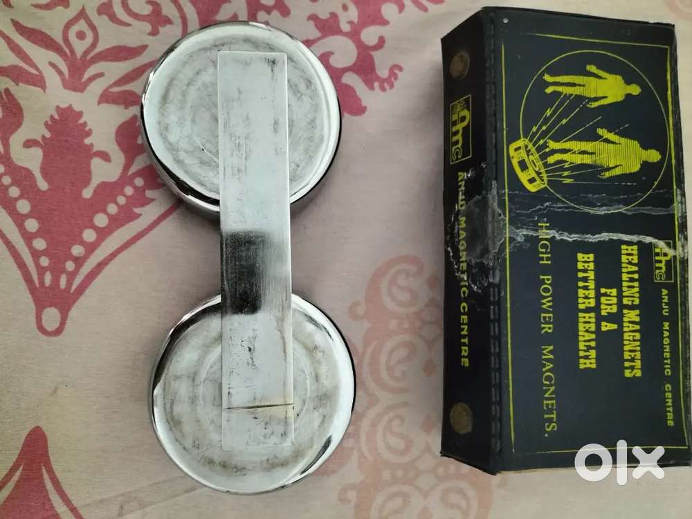 Selling magnets(two) for healing muscular pain