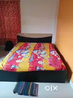 Cozy & Comfortable Queen-Size Bed and mattress