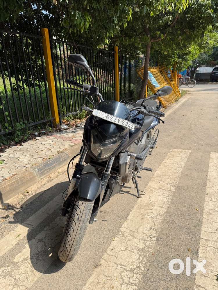 Bajaj Dominar 2017