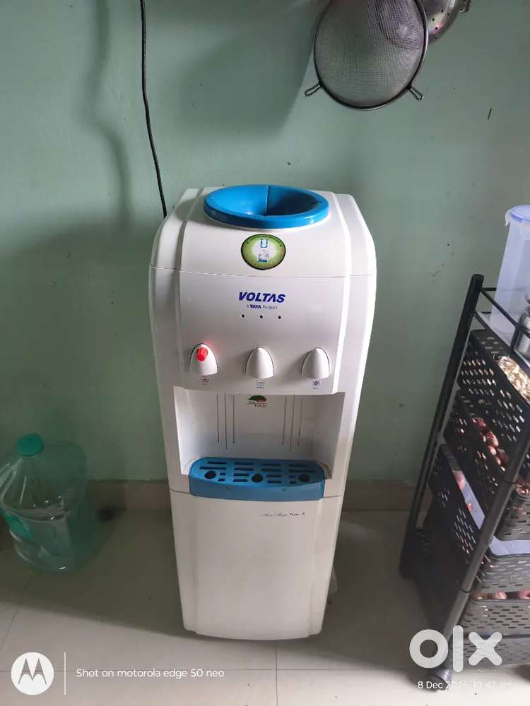 Voltas Water dispenser