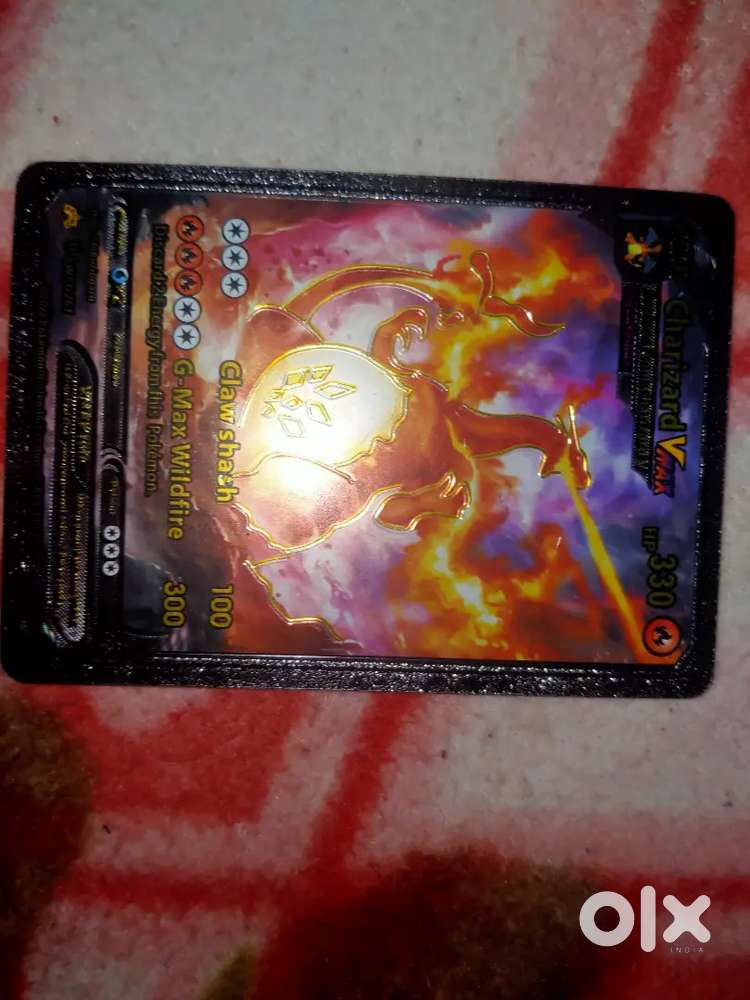 Black charizard vmax