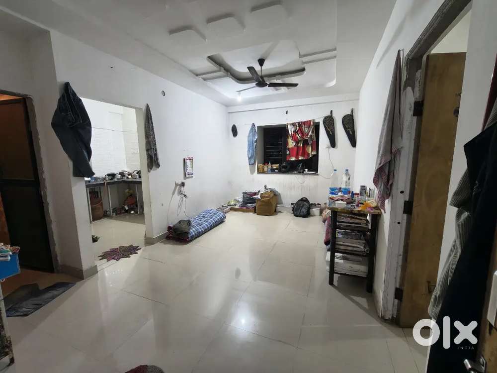 Looking for 2 male flatmates