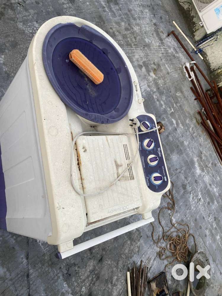 Wirlpool Washing Machine 8 Year old Running Conditiong Condition