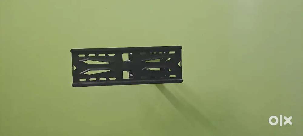 Adjustable LED mount