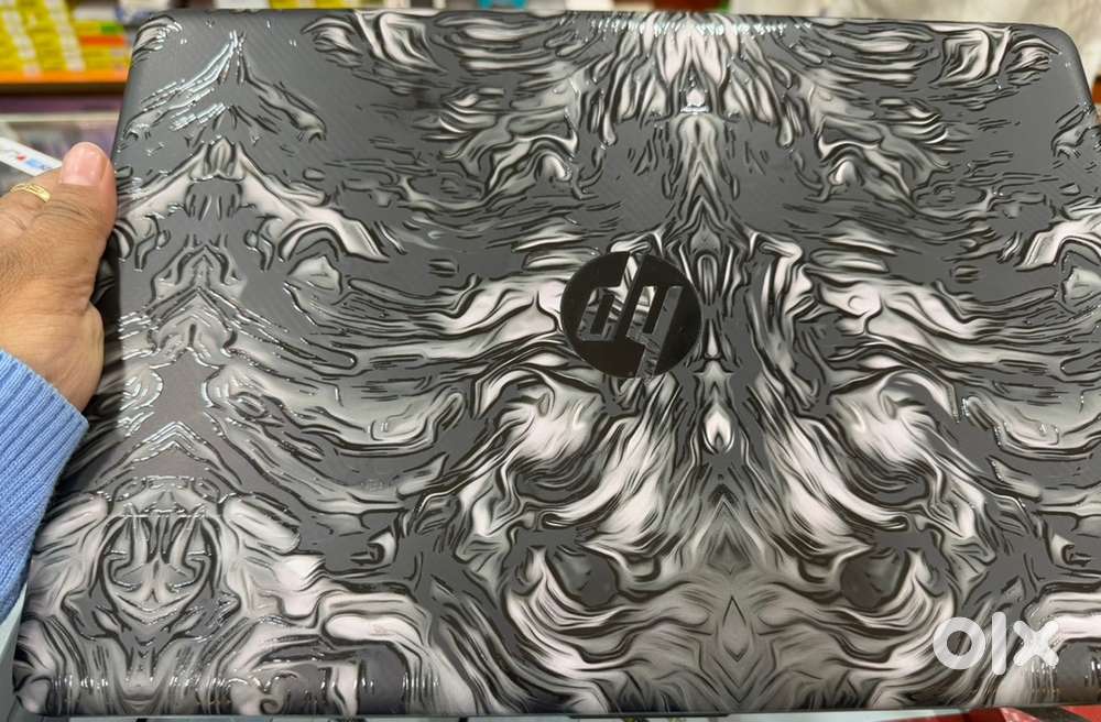 HP 14-ck2018TU Laptop (10th Gen Core i5/ 16GB/ 512GB SSD/ Win10 Home)