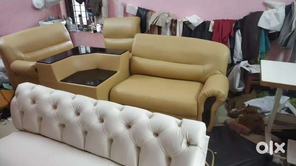 Sofa maker And curtain work
