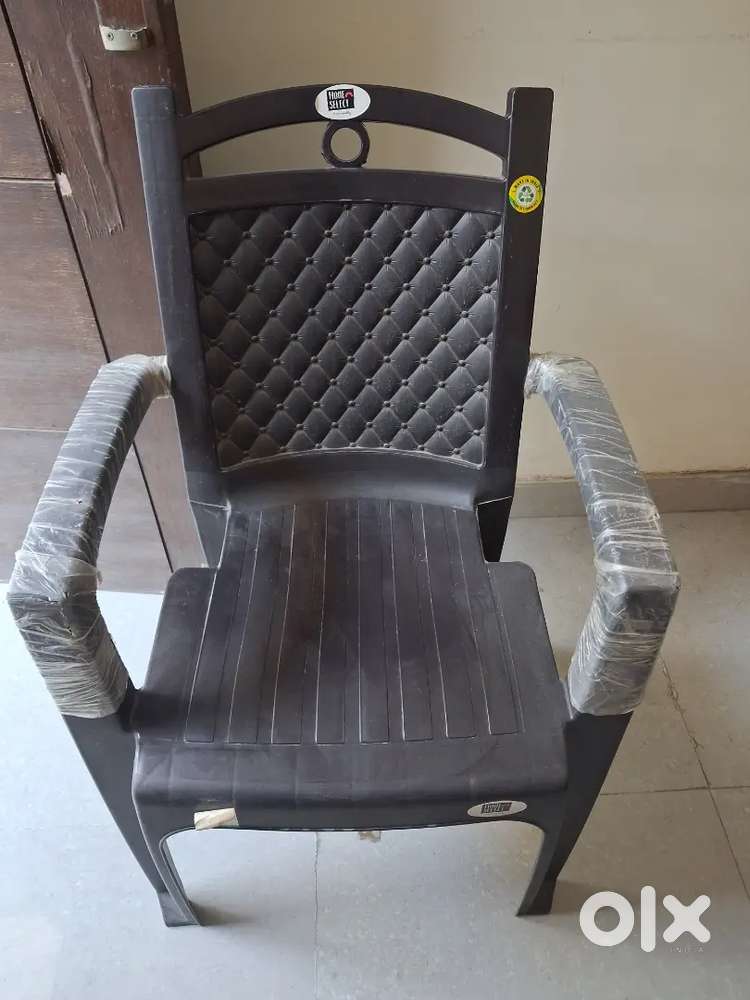 Moving out sell. Fixed price