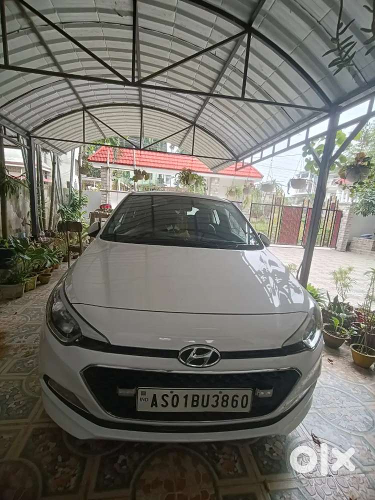 Hyundai Elite i20 2015 Petrol 32000 Km Driven
