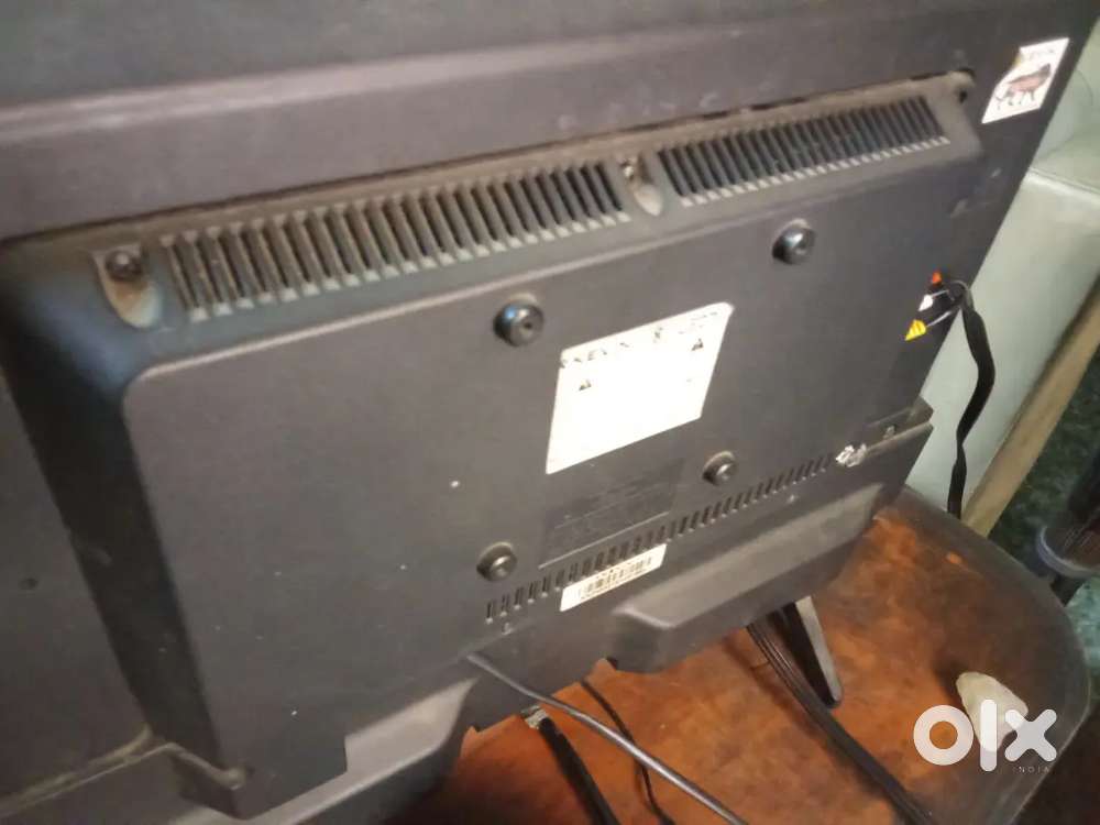 LED TV 24 INCHES