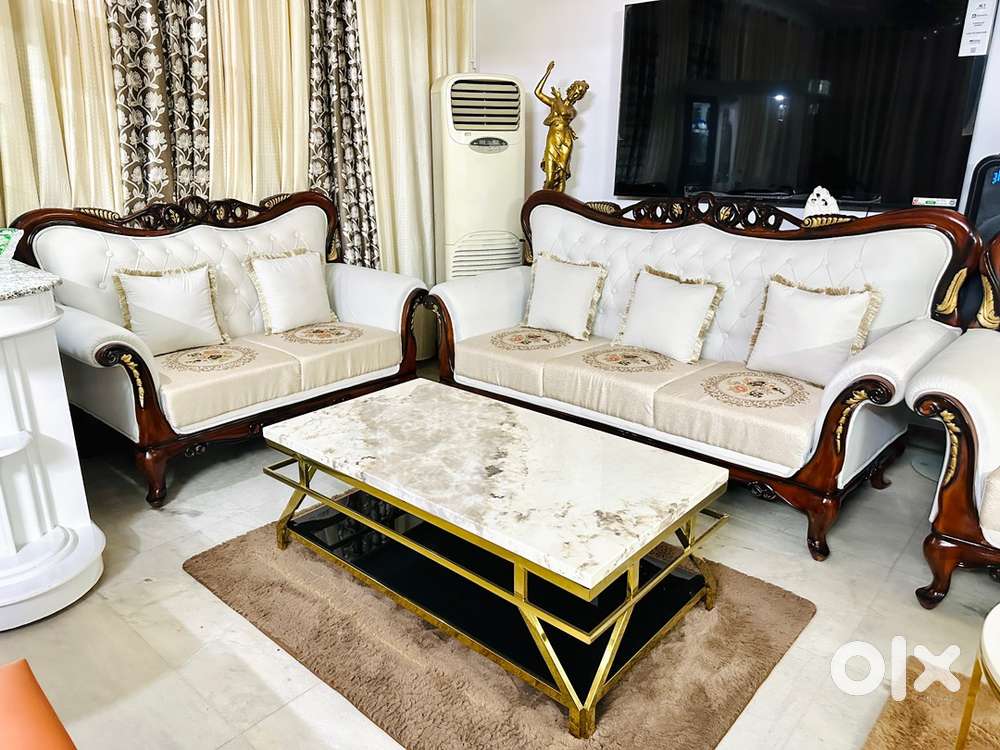 RELOCATING OVERSEAS! Sofa, beds, dining table, cabinet& more furniture