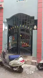 House available in ware house road nehru nagar