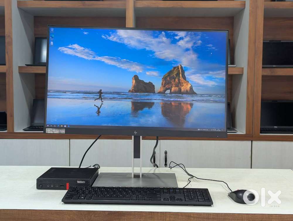 HP Elite Display E27d - 27 inch QHD, Like New Condition Monitor