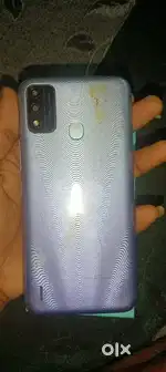 Sirf display dalna hai Mobil chalu condition hai