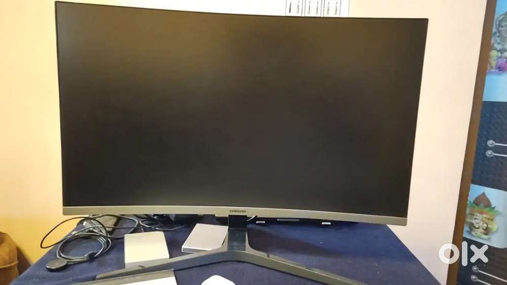 27 full HD samsung curved monitors