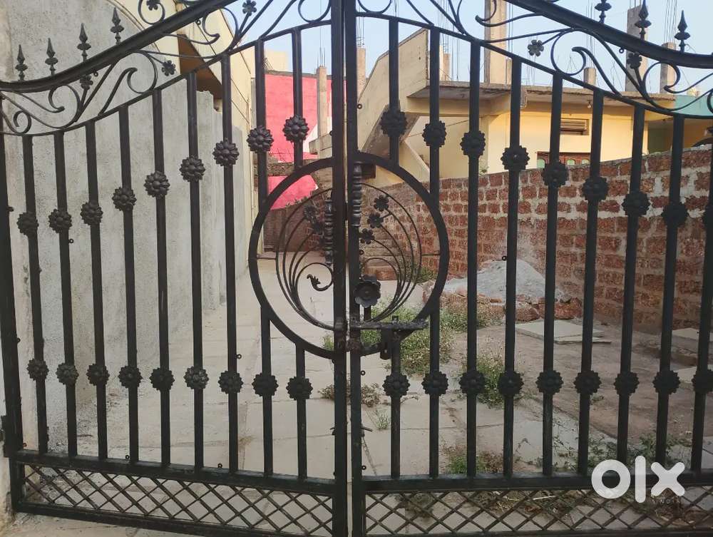 House for rent chidri opposite rabia function hall.