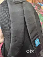 Wildcraft brand School College Bag New MRP 1500 Discount price 750 rs