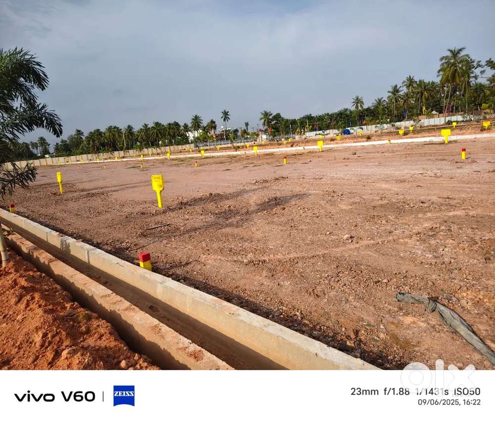 Apartment Suitable land for sale at GSL medical College