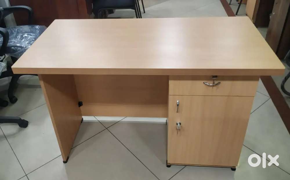New computer table for Rs 3300 with storage and keyboard.