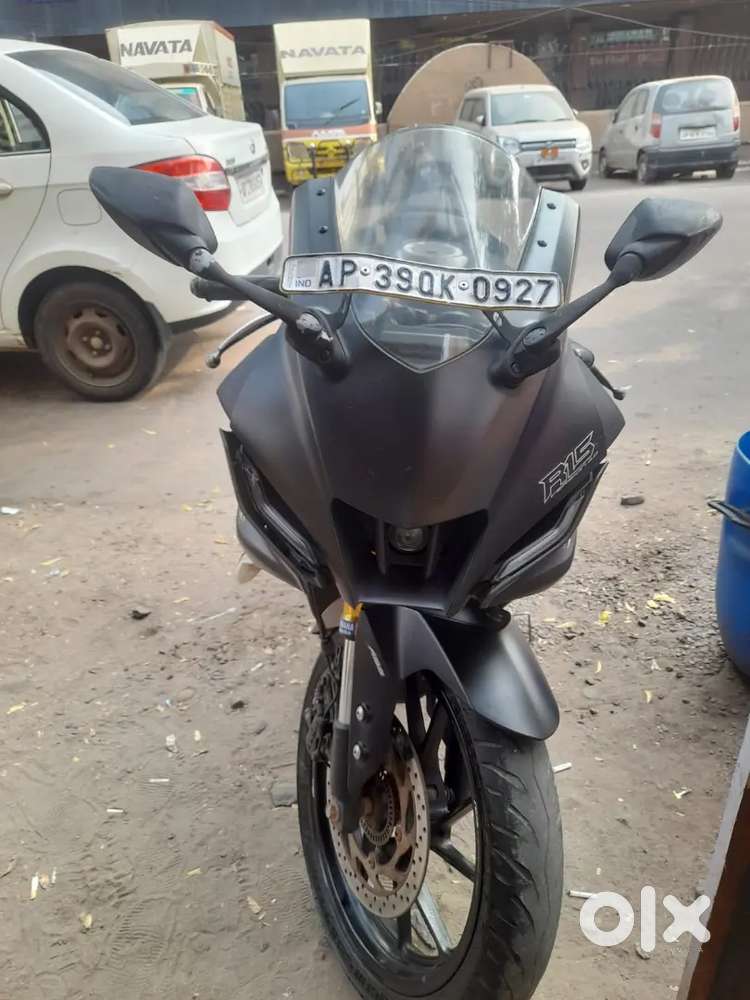 Yamaha R15 v4