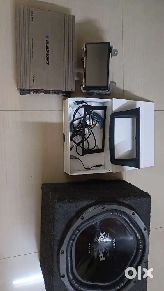Sony woofer & Blaupunkt amplifier 4 channel & sony touch screen sell
