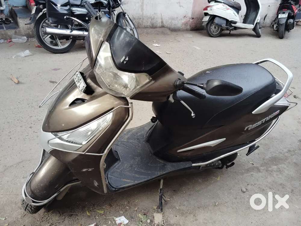 Good condition scooty running vehicle dental available original RC all