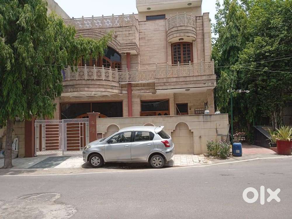 Girls Pg Sector 14 Noida