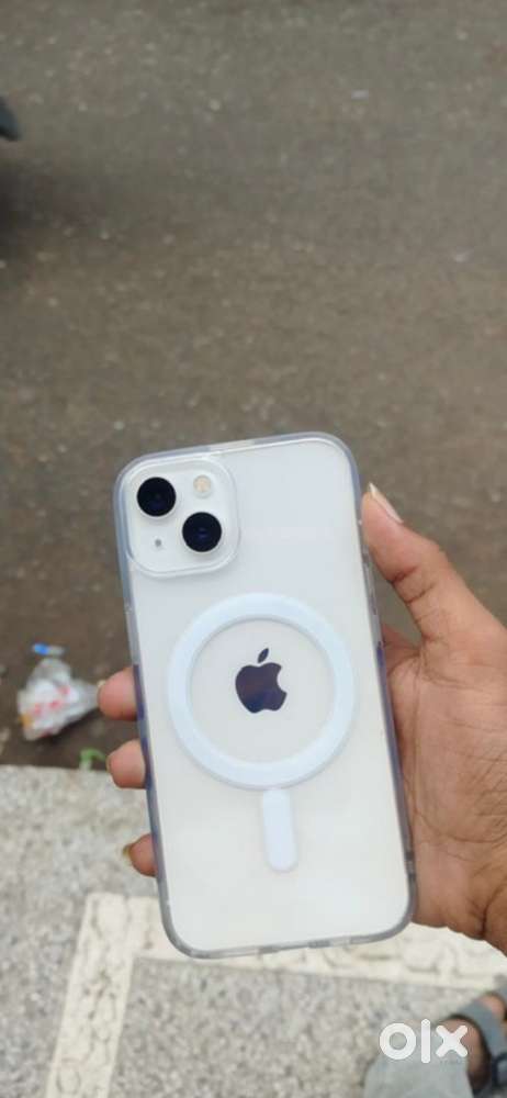 I phone 13 (128) 9 month old