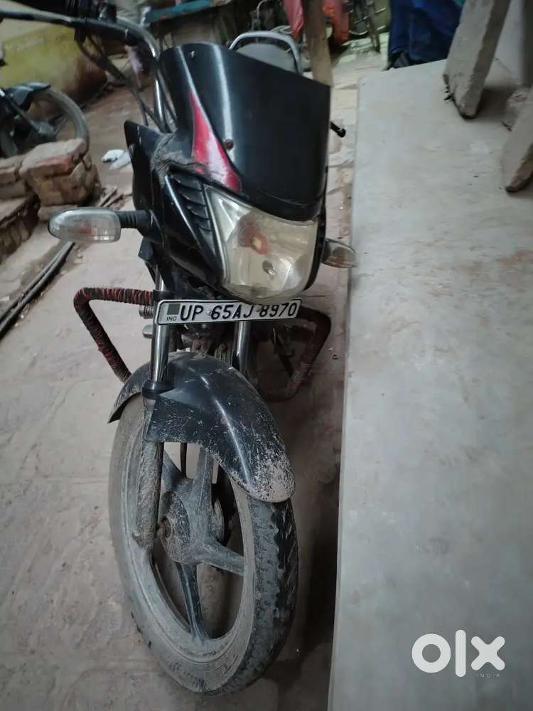 Hero glamour bike Koi kharabi nahin Hai 40 ya 45 mileage hai