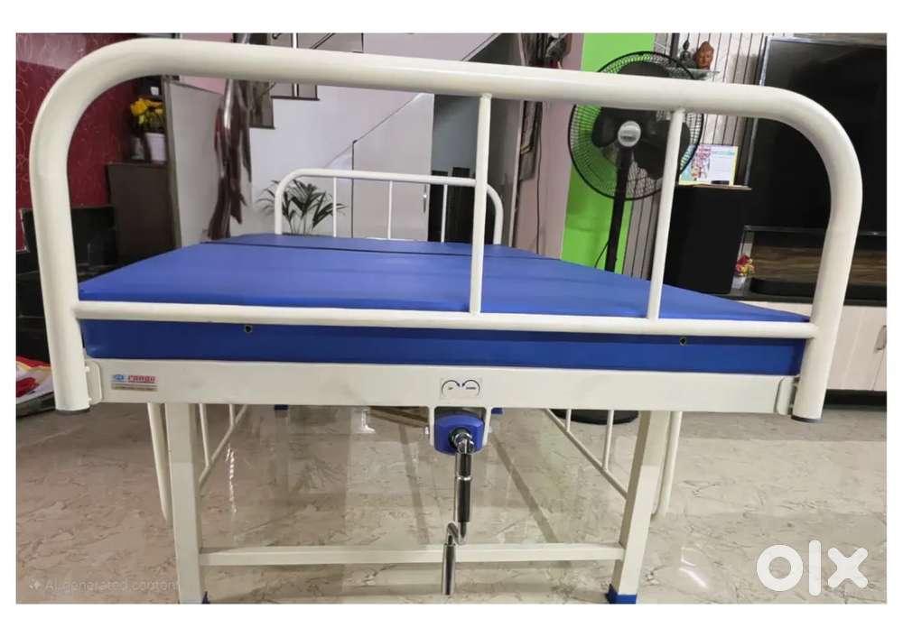 Semi fowler bed with mattress & railings