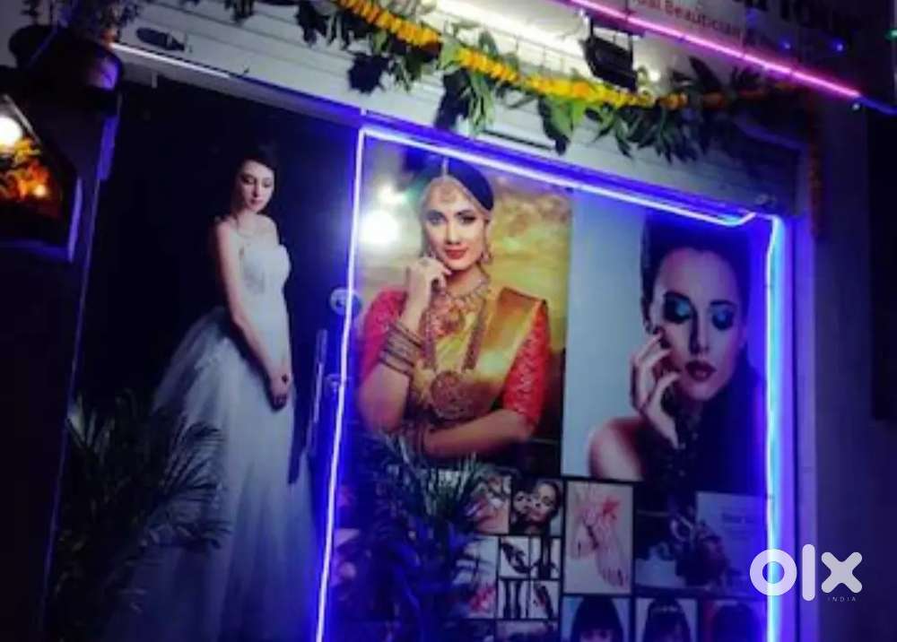 Khana banane ke liye women chahiye