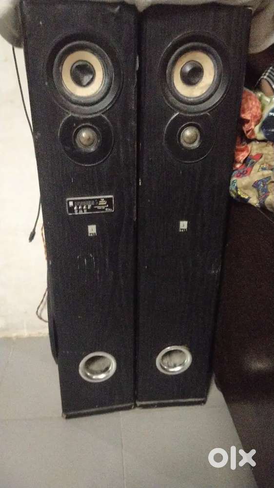 I ball tawar speakers