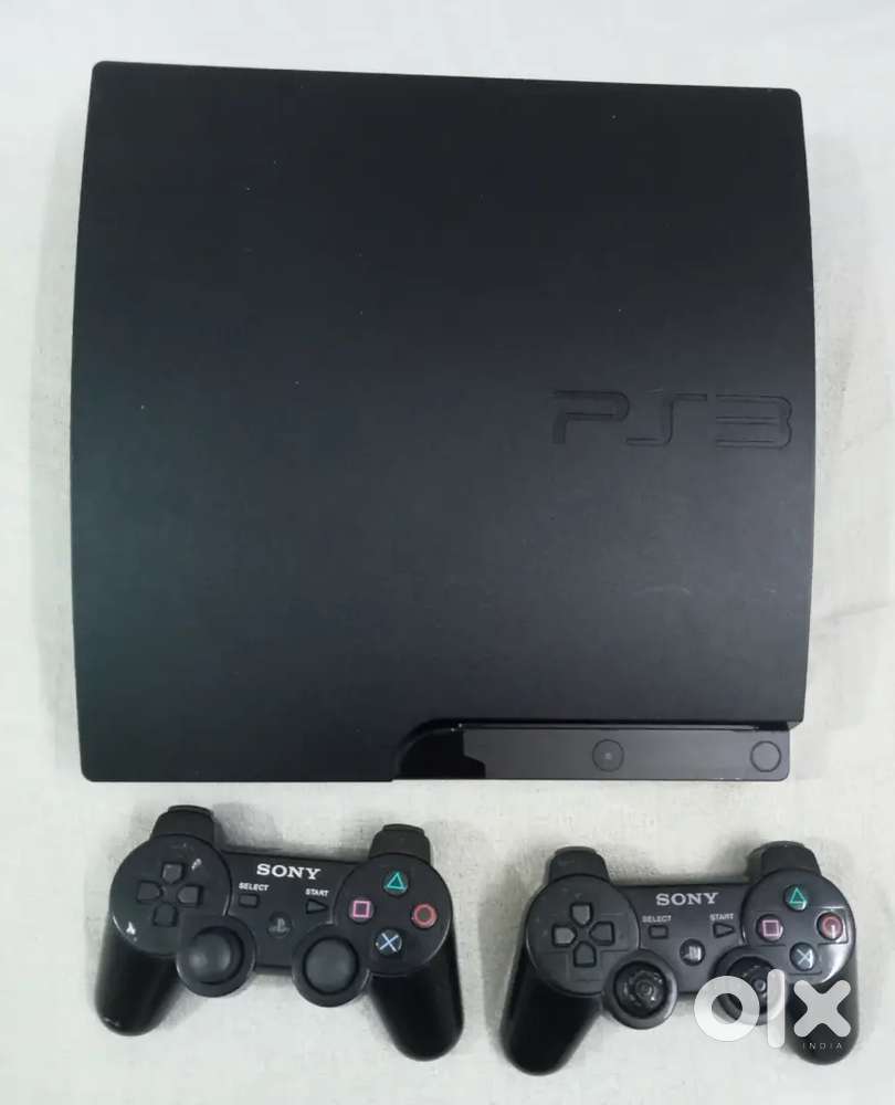 SONY PLAYSTATION 3 (PS3) WITH 2 CONTROLLER AND WITH SOME GAMES AND