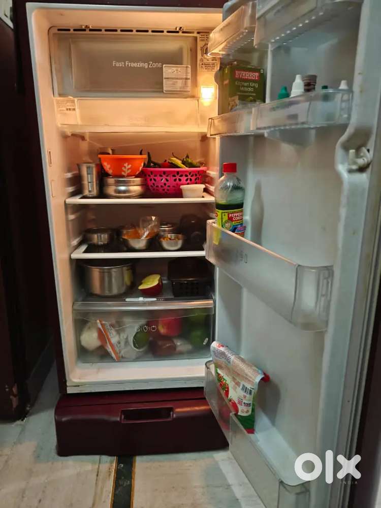LG Fridge in Good condition