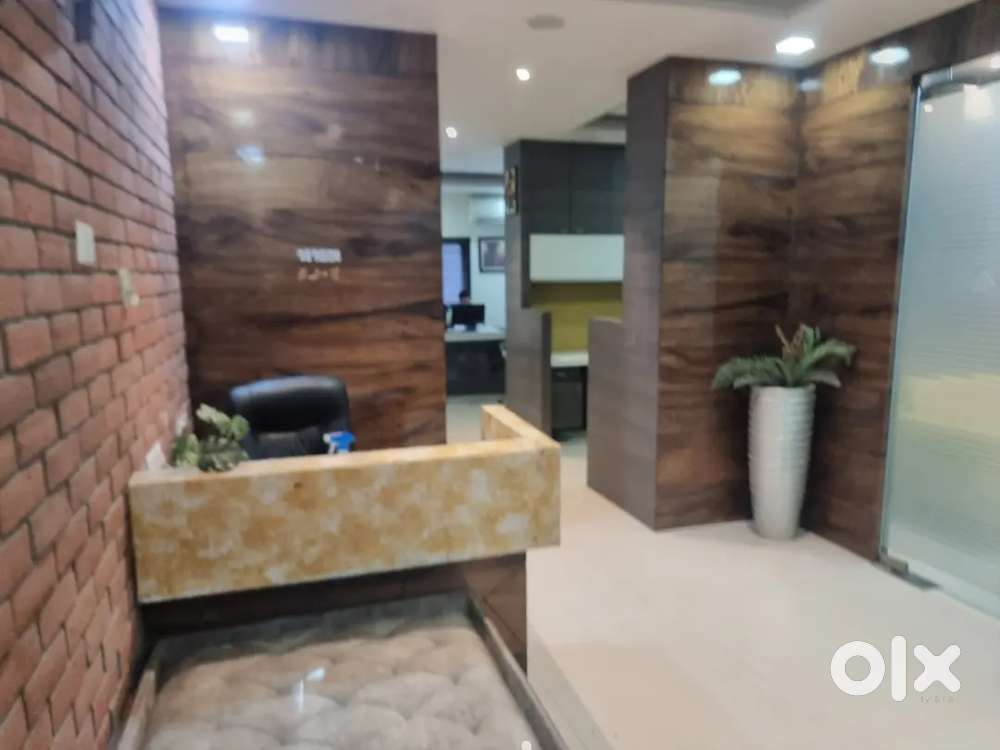 1500 Sq.Ft.Luxurious Fully Furnished Office avl for Rent- JJ ESTATE