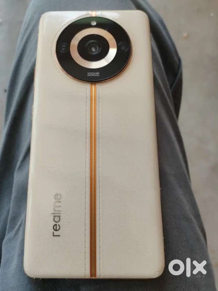 Realme 11 pro 5g 8/128 koy kami nahi all original